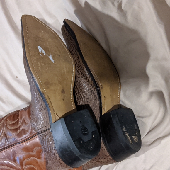 Brown cowboy boots - Picture 3 of 6